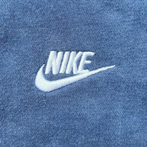 NIKE Club Fleece Sweatshirt Men's Size Small NAVY Crew Neck Athletic EUC BV2662 - Picture 5 of 8
